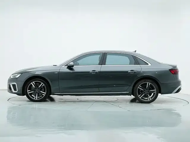 Audi A4L — фото 2
