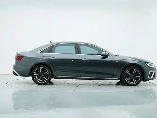 Audi A4L — фото 8