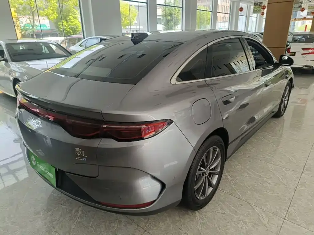 BYD Qin L — фото 7