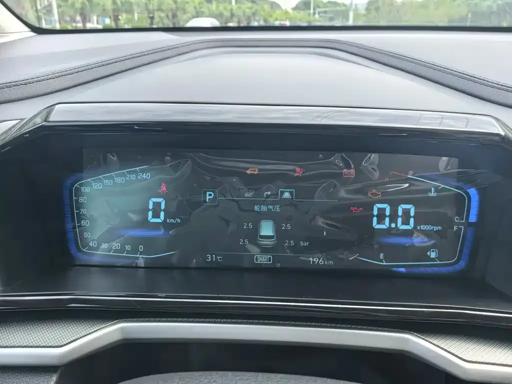 Hyundai Custo — фото 2
