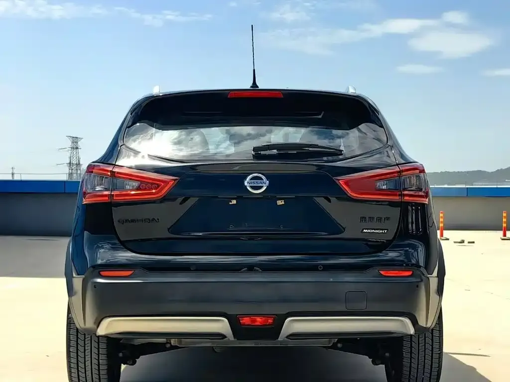 Nissan Qashqai — фото 8