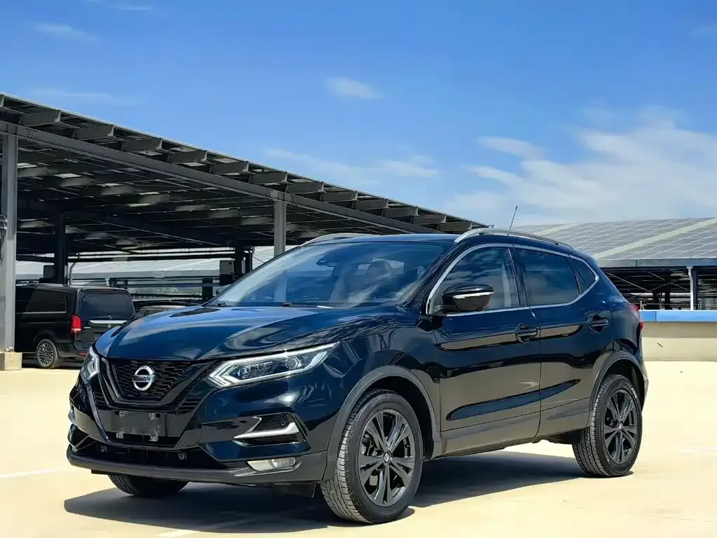 Nissan Qashqai — фото 9