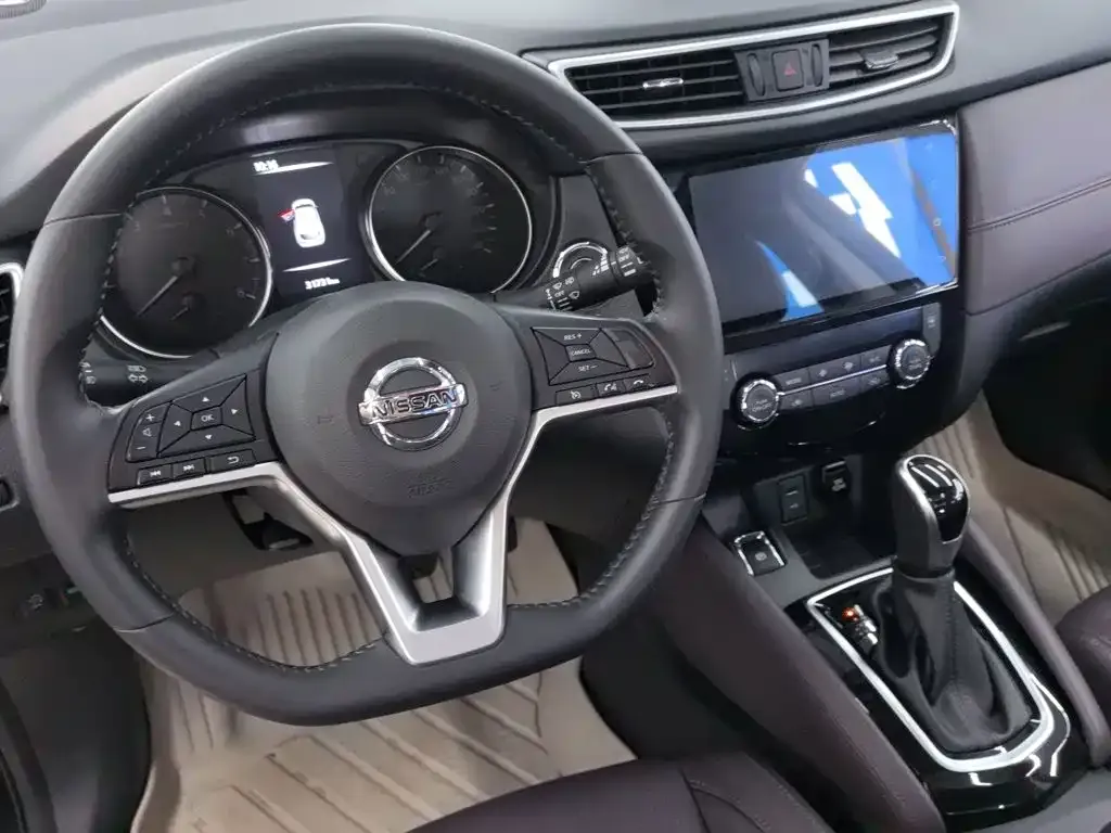 Nissan Qashqai — фото 10