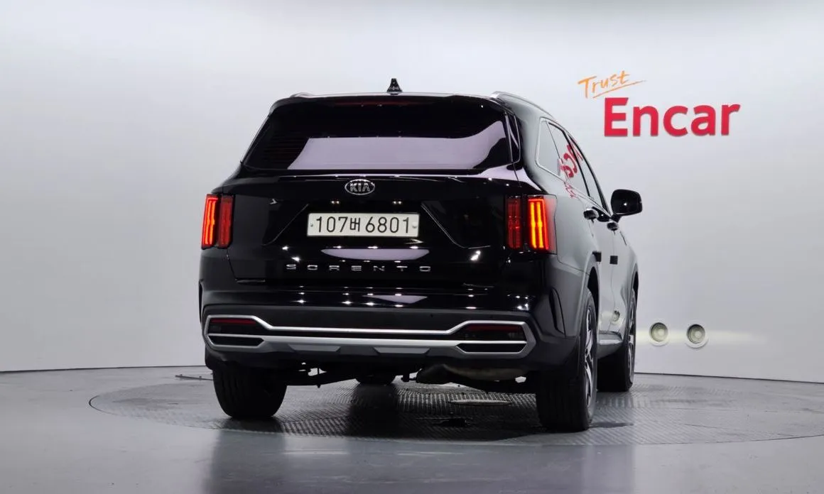 Kia Sorento — фото 4