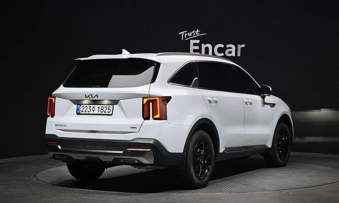 Kia Sorento — фото 3