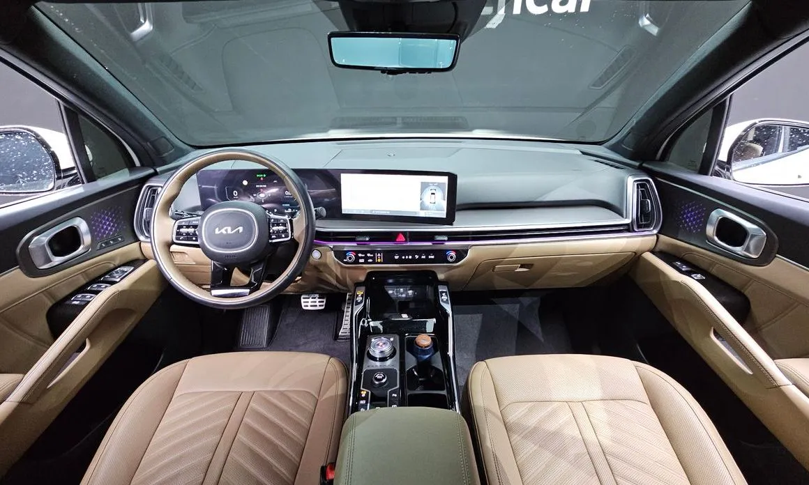 Kia Sorento — фото 8
