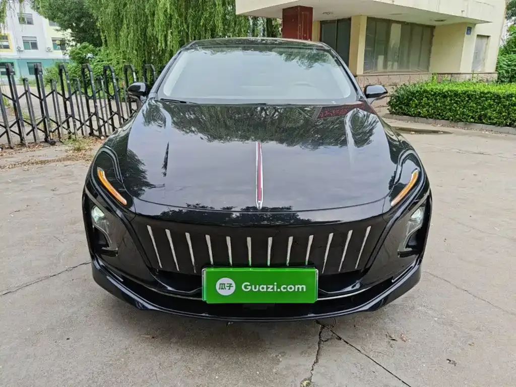 Hongqi E-QM5 — фото 3