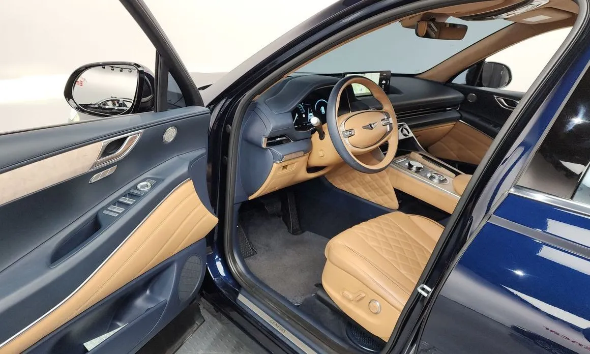 Genesis GV80 — фото 10
