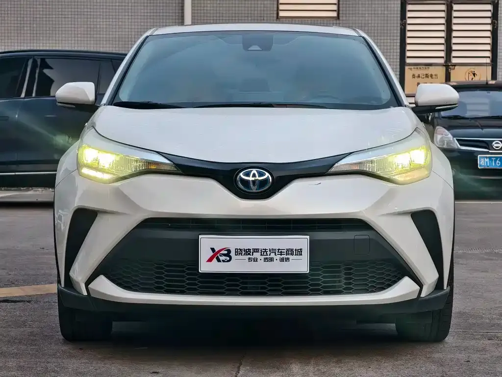 Toyota C-HR — фото 6