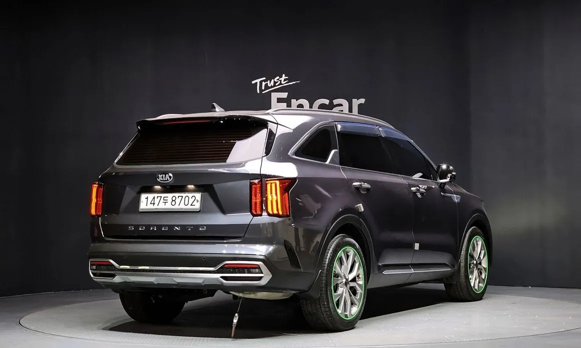 Kia Sorento — фото 4