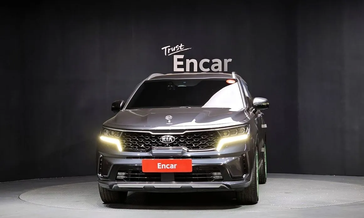 Kia Sorento — фото 5