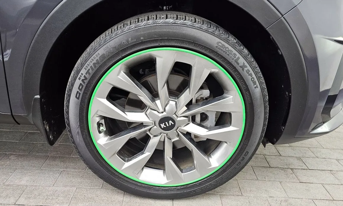 Kia Sorento — фото 10