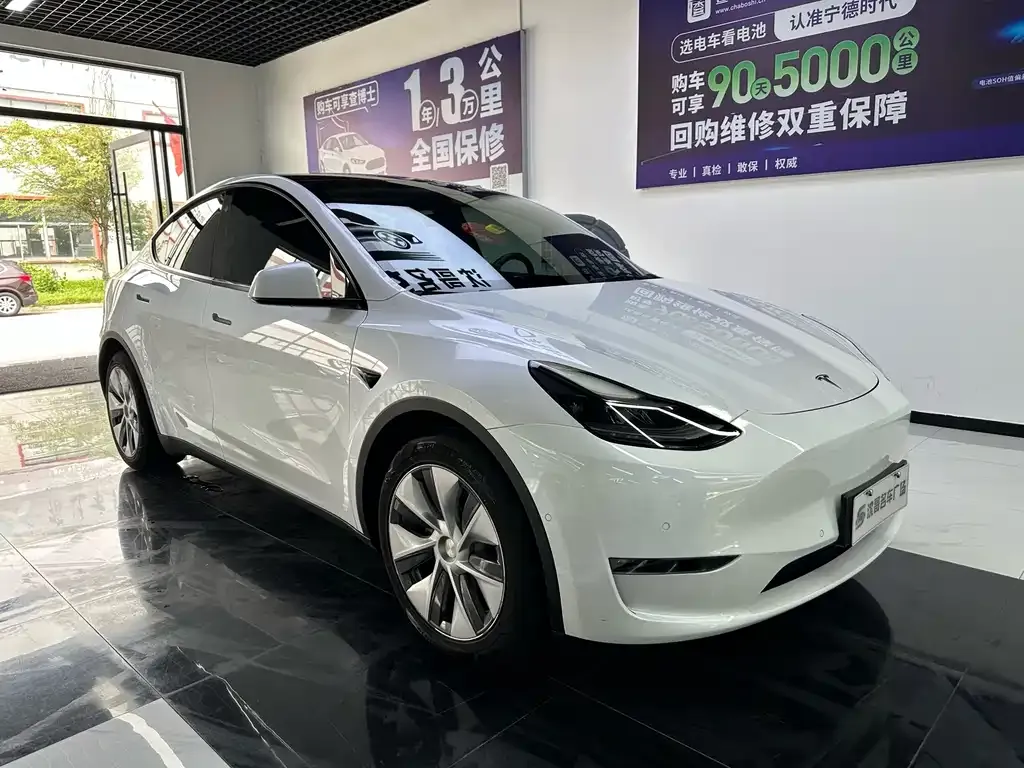 Tesla Model Y — фото 7