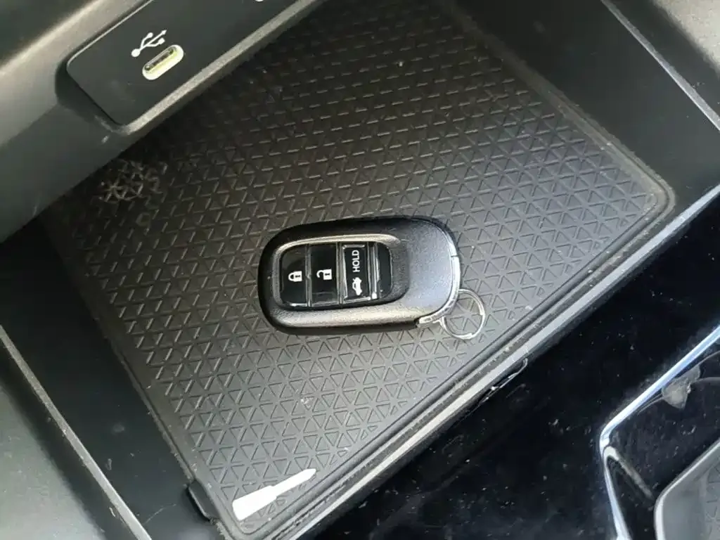 Honda Accord — фото 3