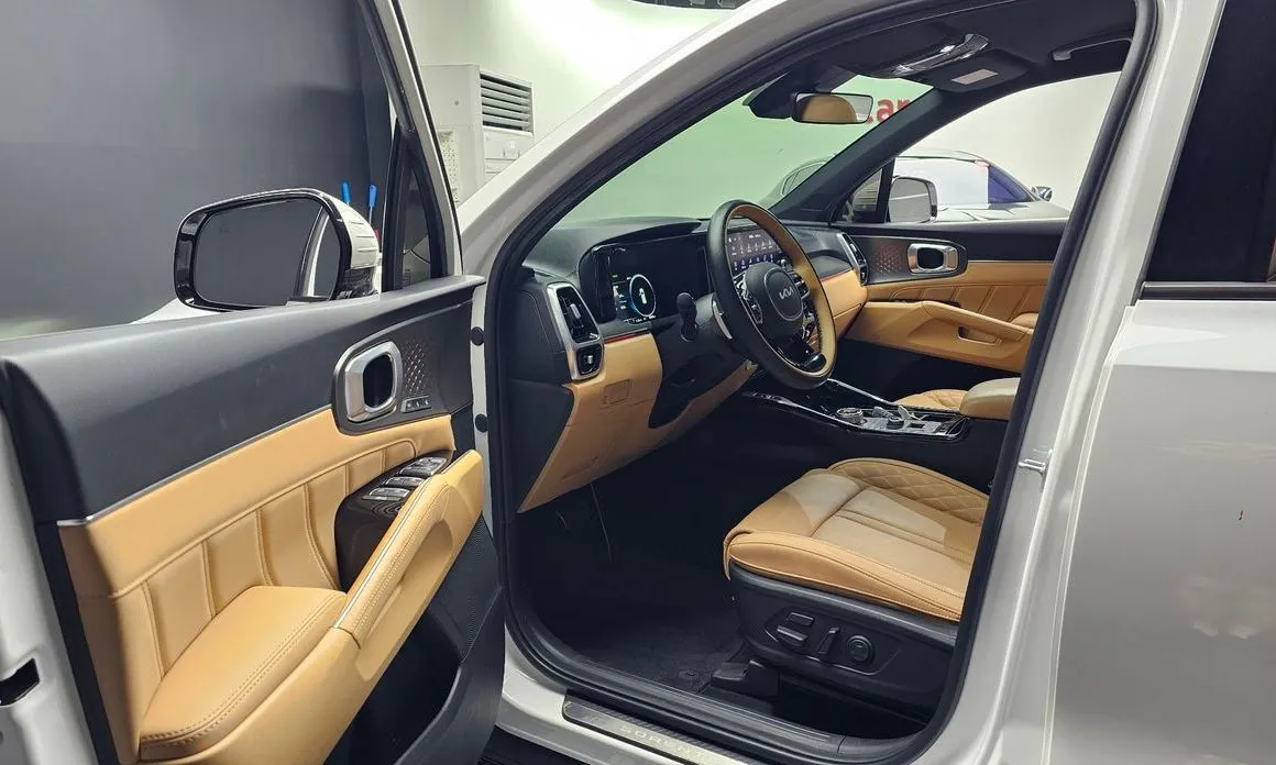 Kia Sorento — фото 9