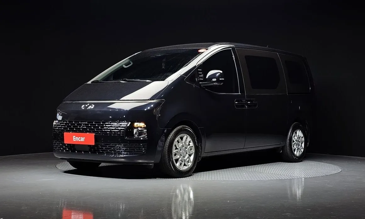 Hyundai Staria — фото 1