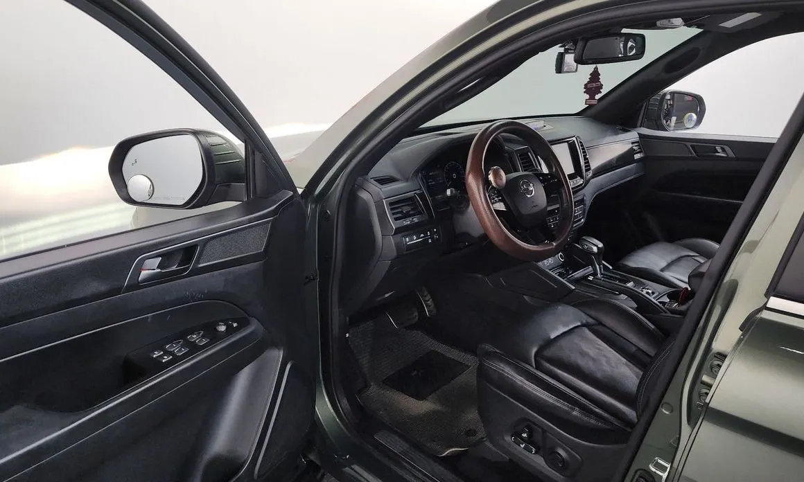 KG Mobility (Ssangyong) Rexton — фото 8