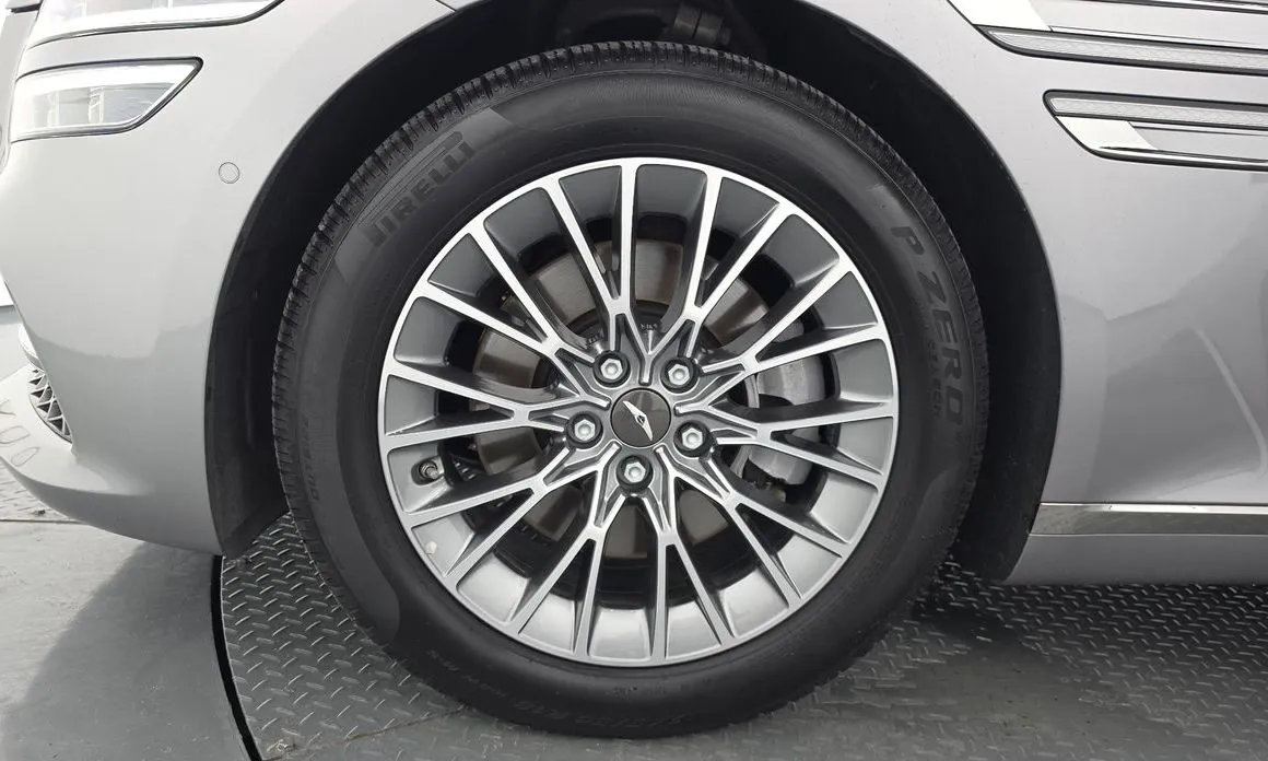 Genesis G80 — фото 10