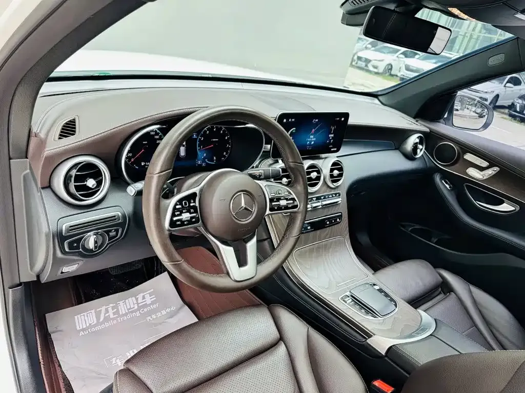 Mercedes-Benz GLC — фото 4
