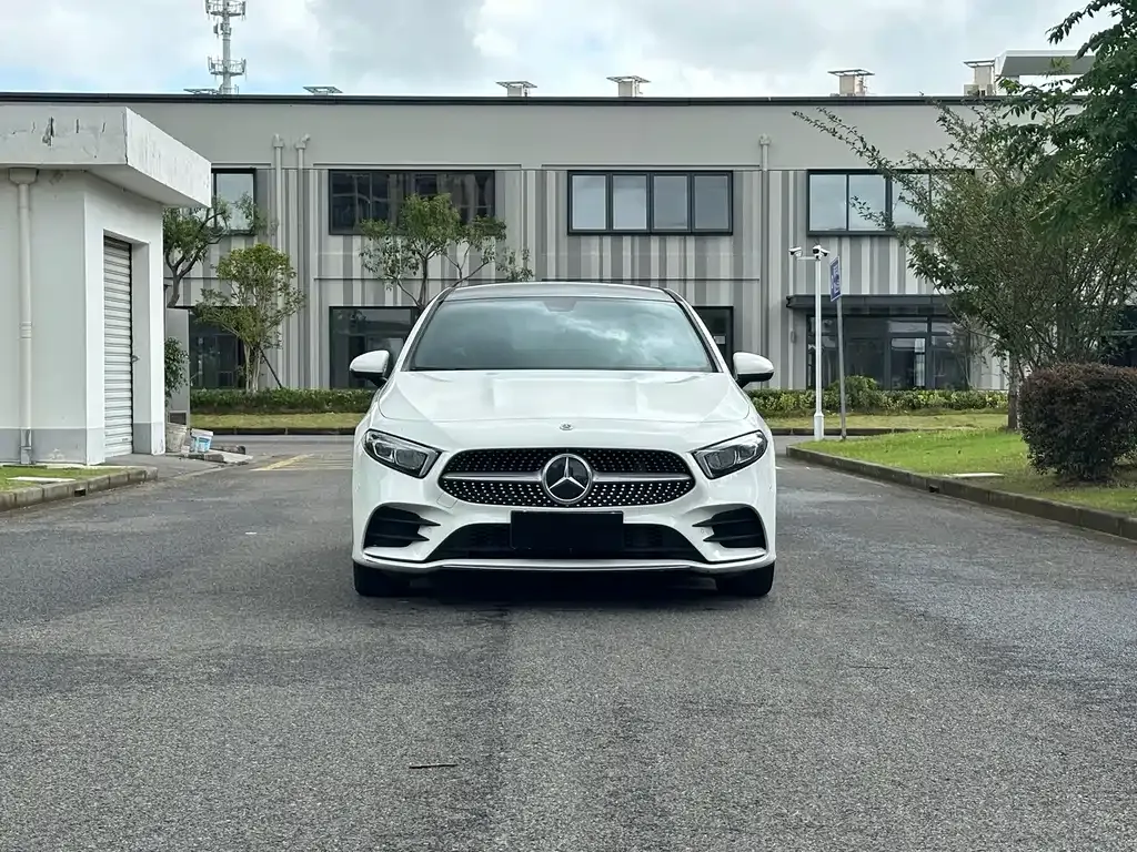 Mercedes-Benz A-Class — фото 10