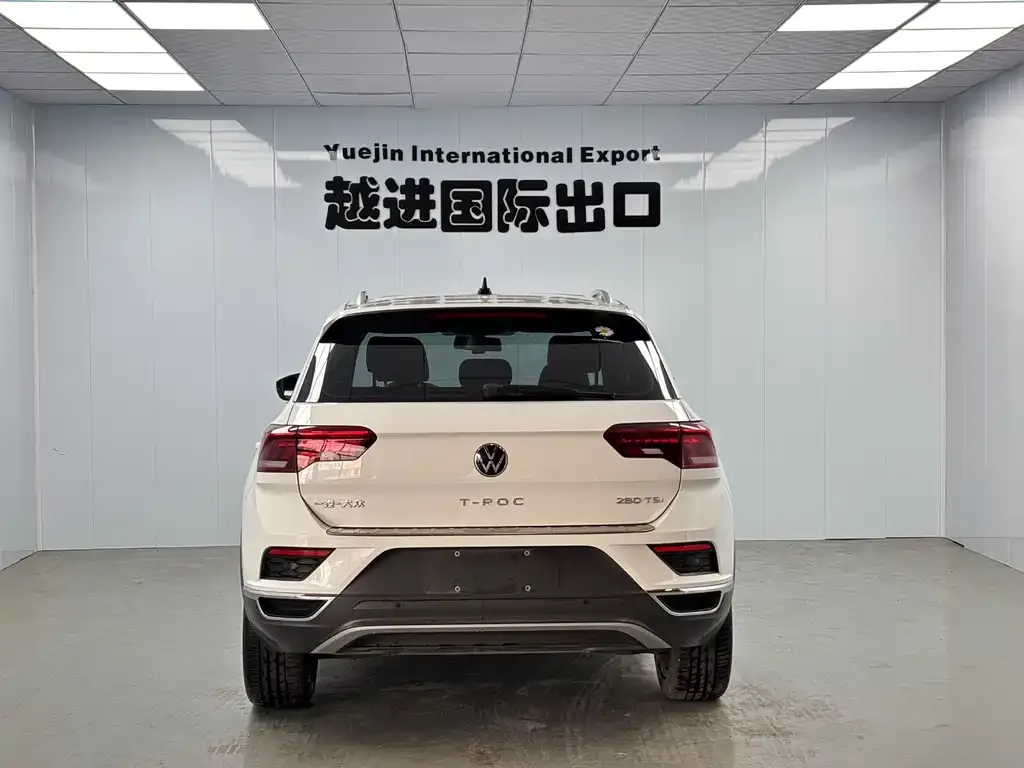 Volkswagen T-Roc — фото 3
