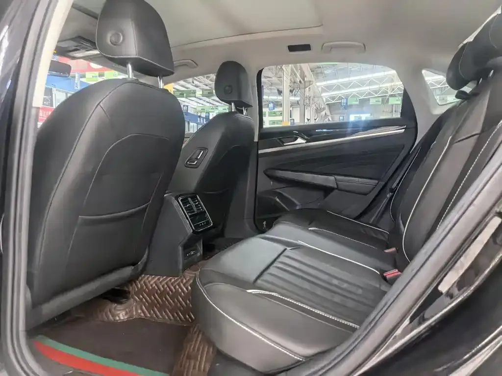 Volkswagen 帕萨特插电混动 — фото 3