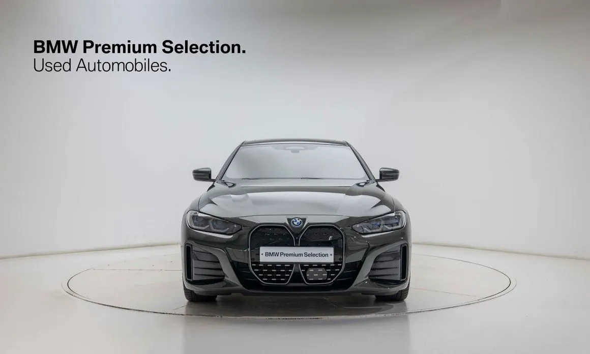 BMW i4 — фото 5