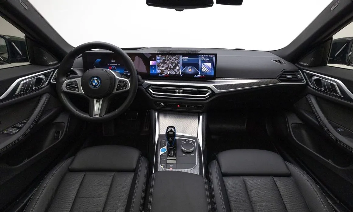 BMW i4 — фото 10