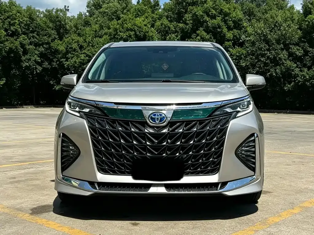 Toyota Sienna — фото 10