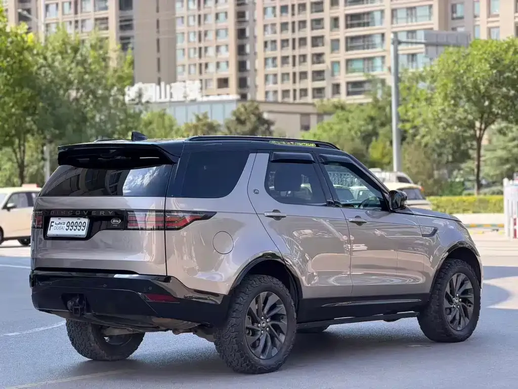Land Rover Discovery — фото 10