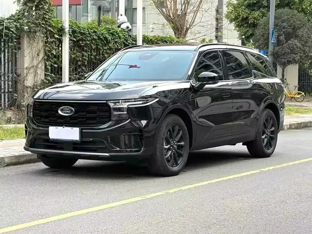 Ford Edge — фото 1