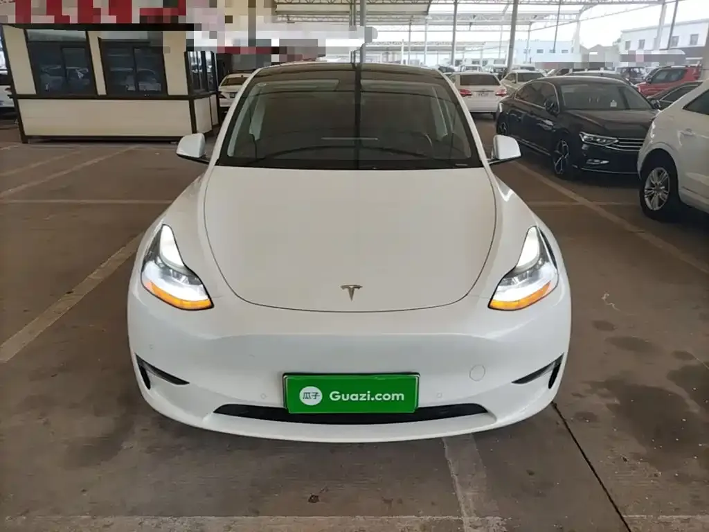 Tesla Model Y — фото 4