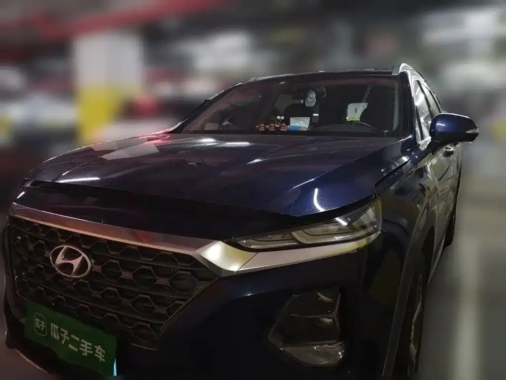 Hyundai Santa Fe — фото 1