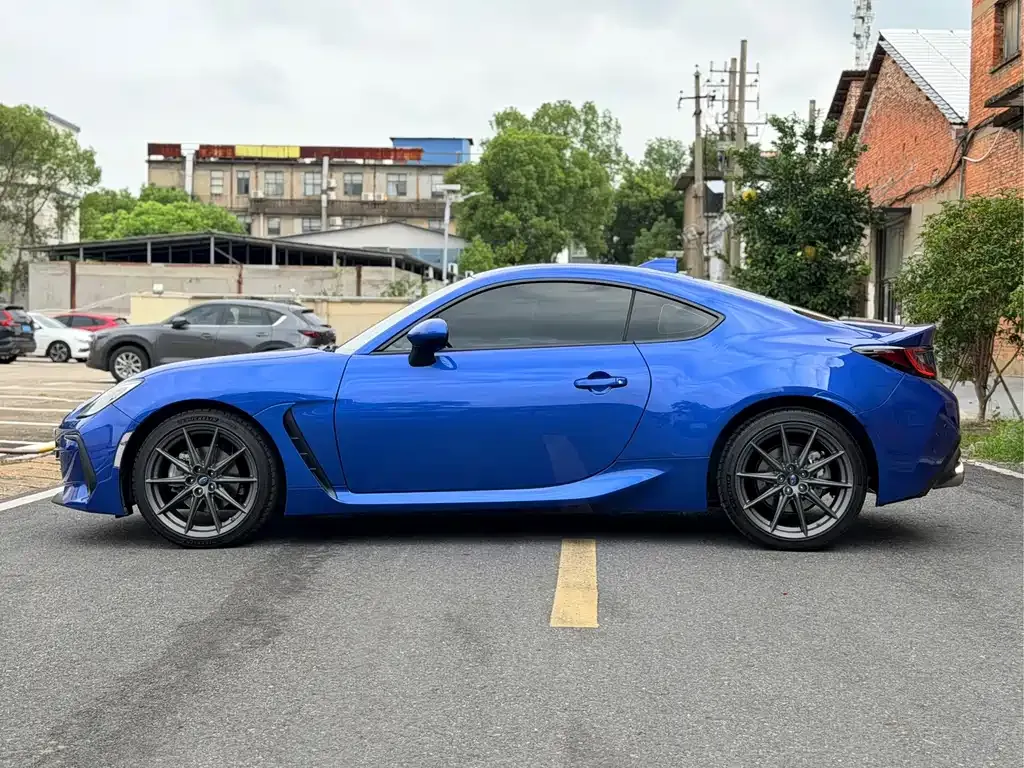 Subaru BRZ — фото 2