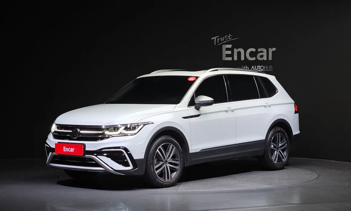 Volkswagen Tiguan — фото 1