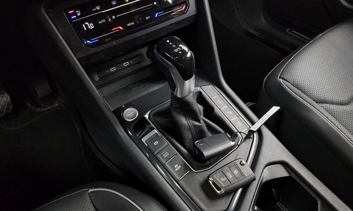 Volkswagen Tiguan — фото 6