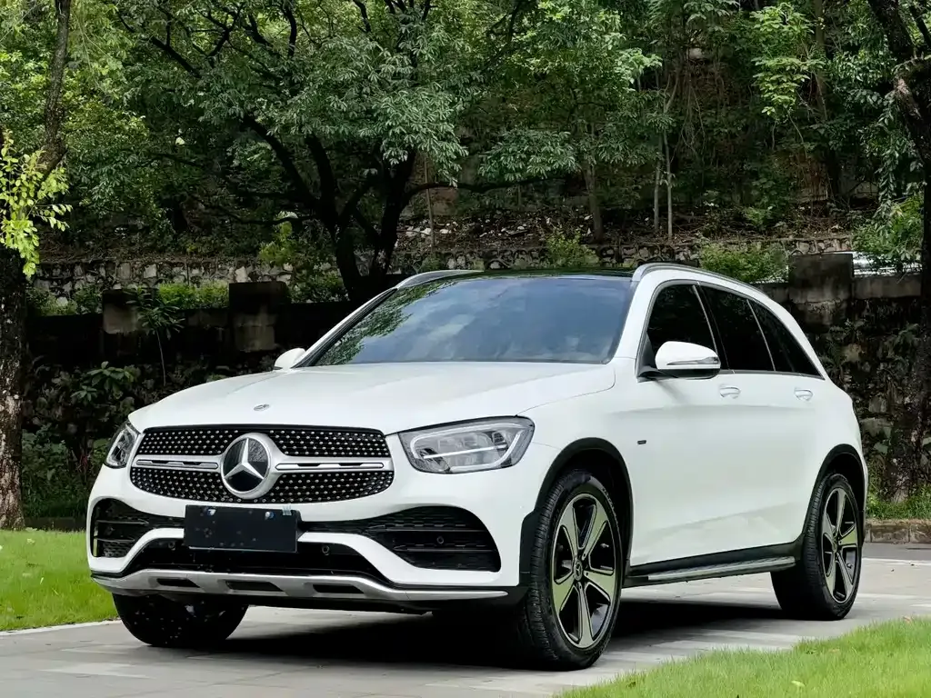 Mercedes-Benz GLC — фото 1