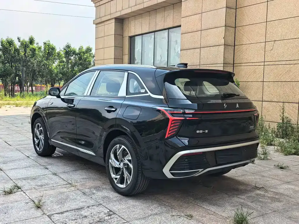 Hongqi HS3 PHEV — фото 10