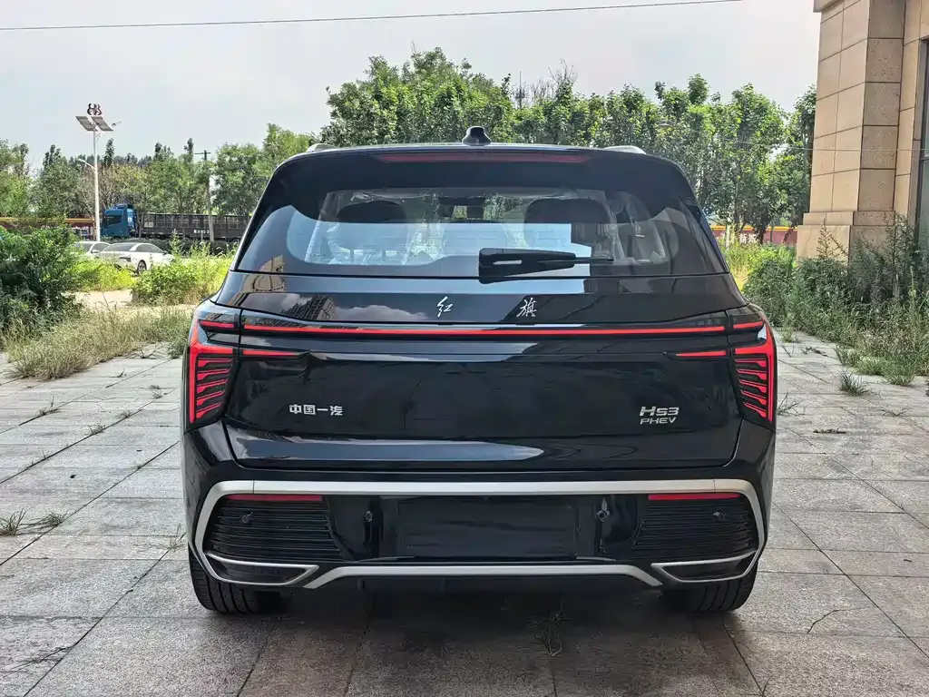 Hongqi HS3 PHEV — фото 8