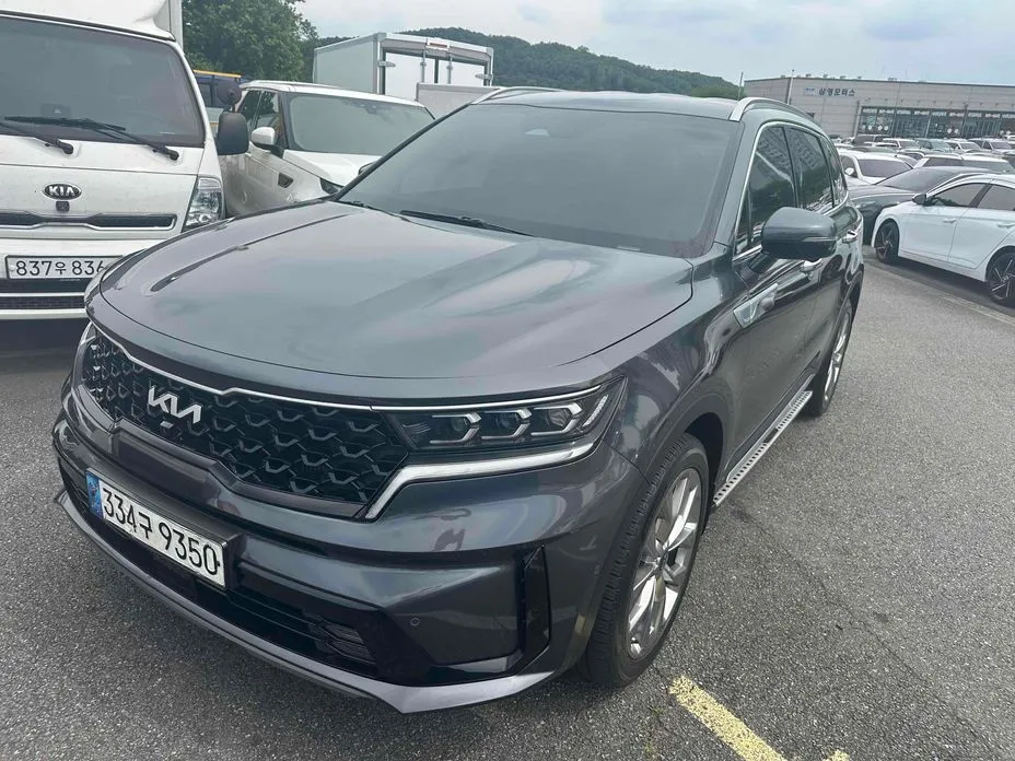 Kia Sorento — фото 1