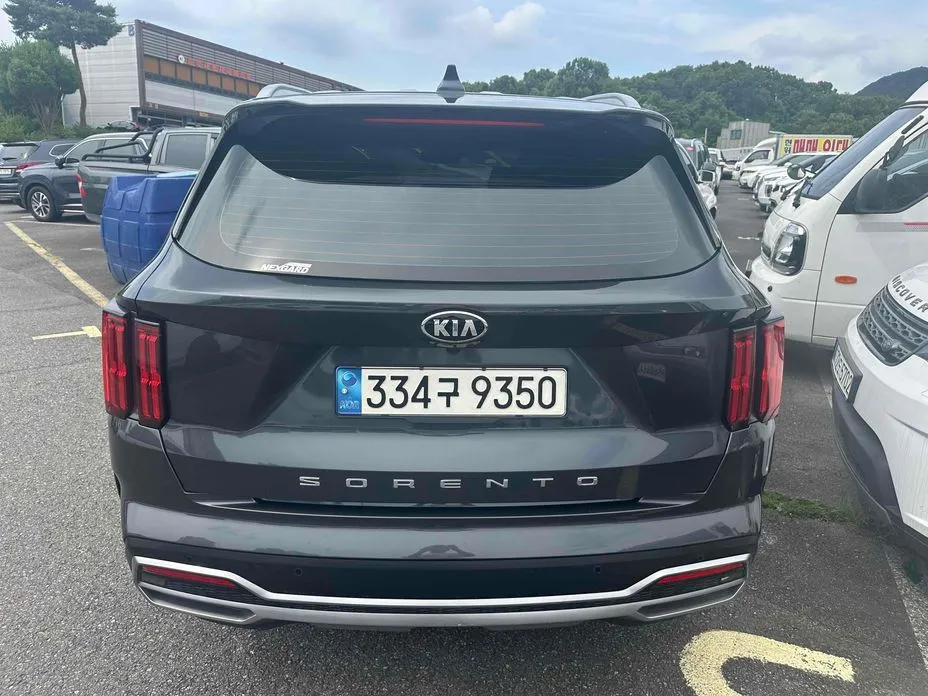Kia Sorento — фото 9