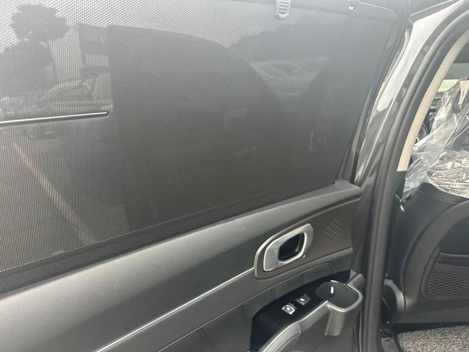 Kia Sorento — фото 5