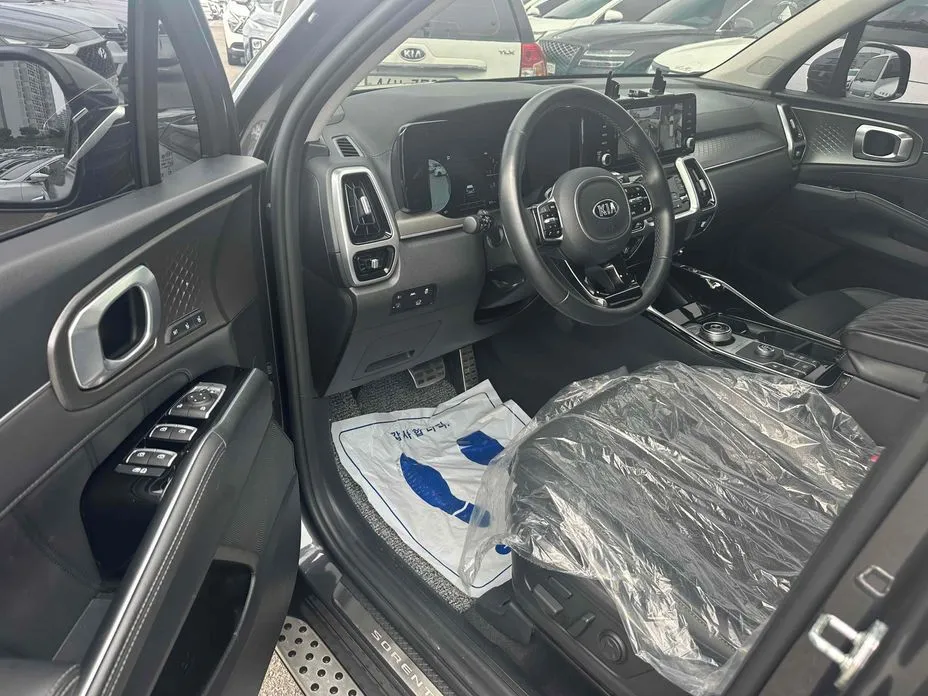 Kia Sorento — фото 10
