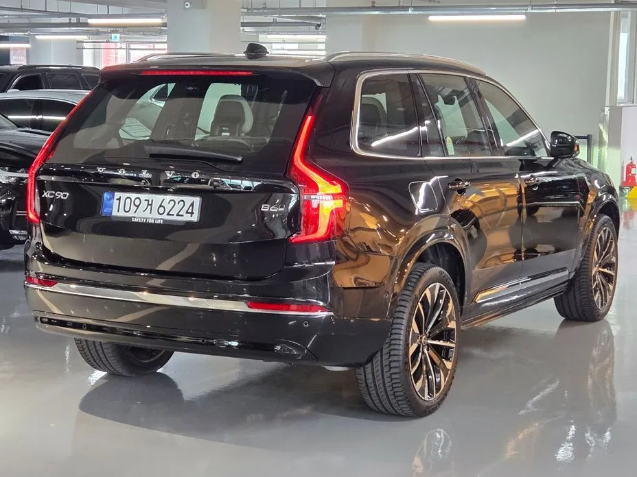 Volvo XC90 — фото 5