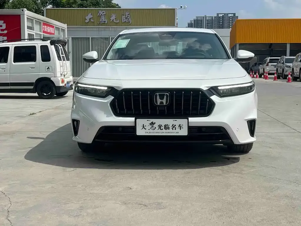 Honda Inspire — фото 2
