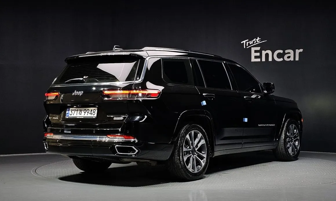 Jeep Cherokee — фото 9