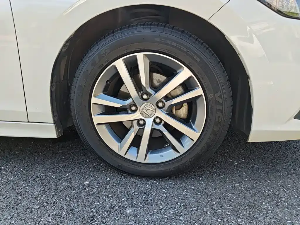 Honda Civic — фото 10
