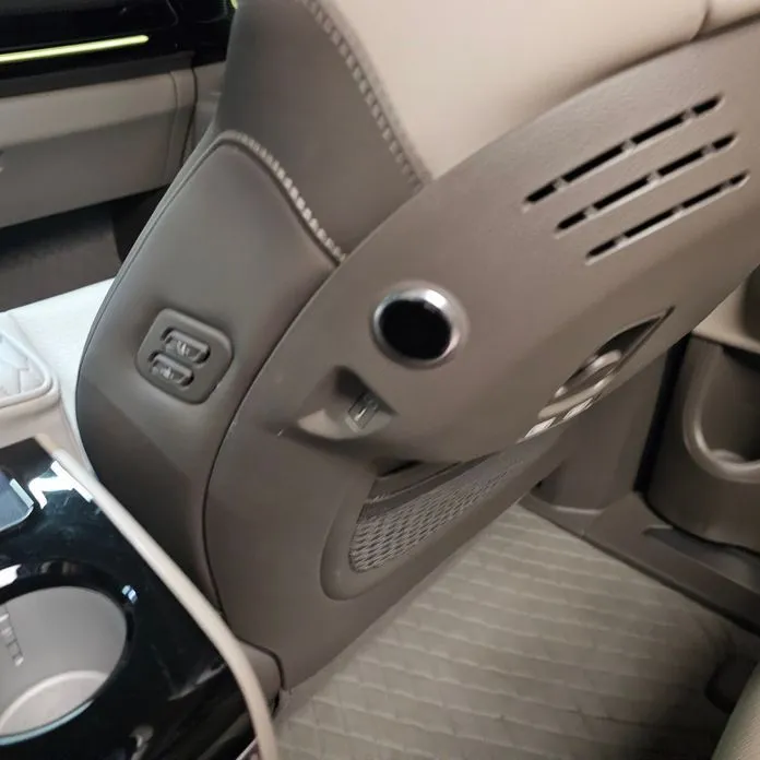 Kia Carnival — фото 5