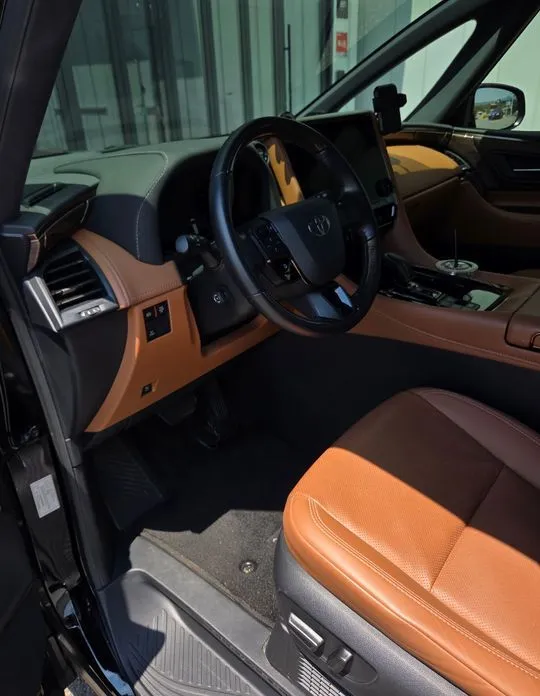 Toyota Alphard — фото 5