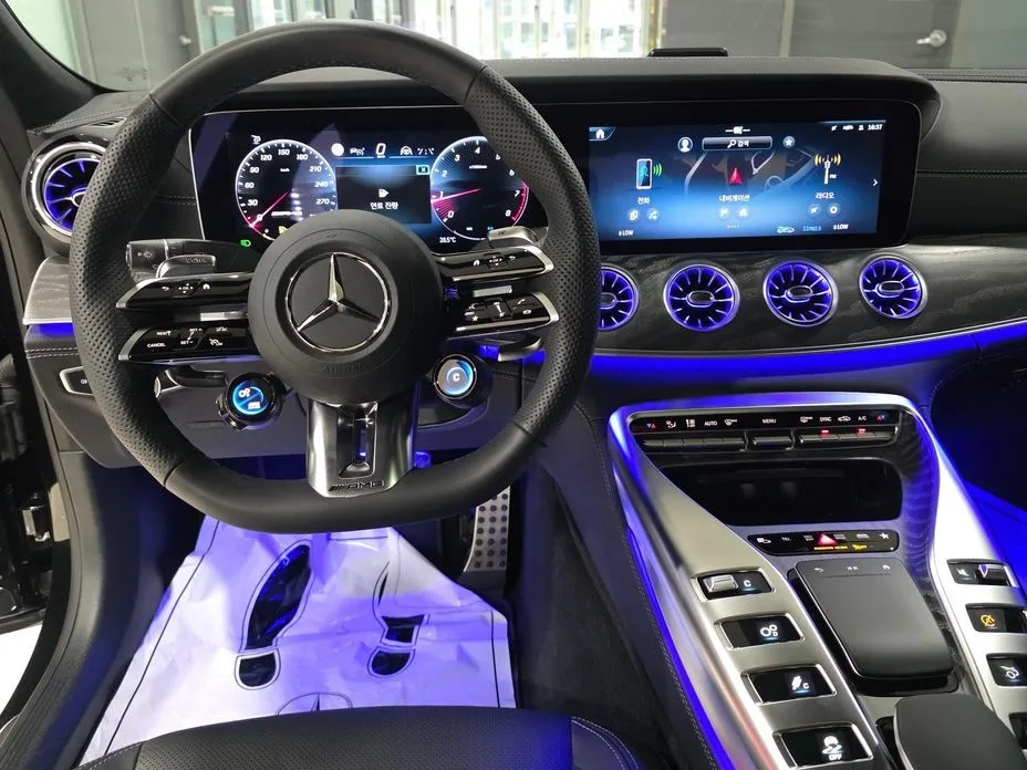 Mercedes-Benz AMG GT — фото 9